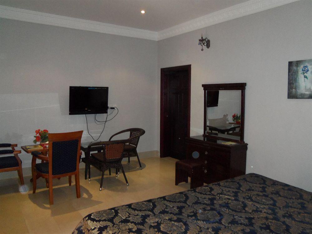 Royal Residence Hotel Apartments Umm al-Quwain Luaran gambar